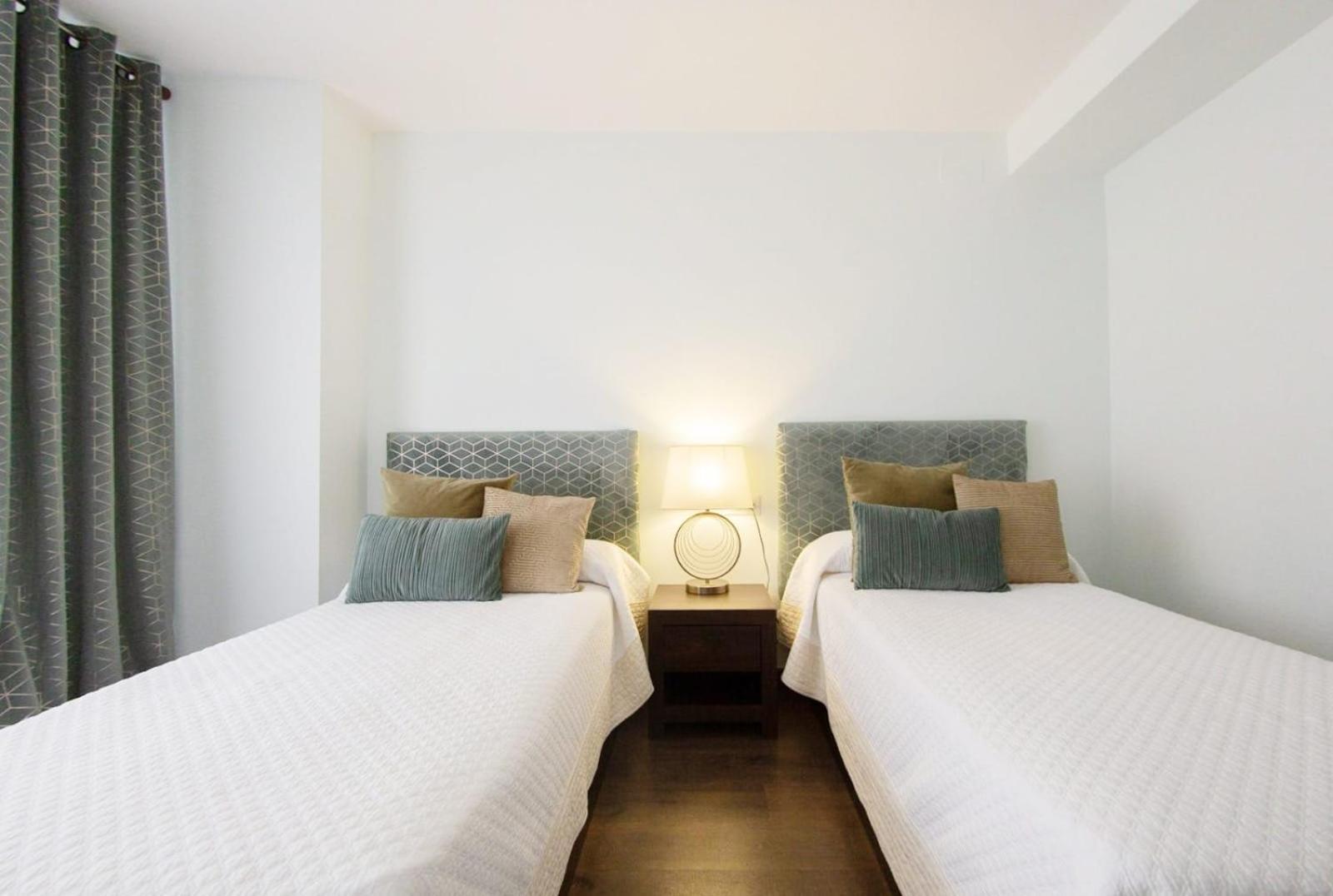 Luxury New Apartment City Centre & Beach, Alicante Exterior photo